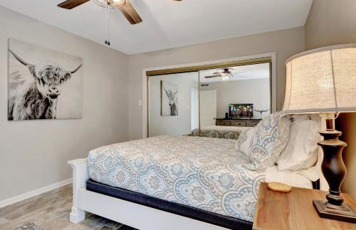 Pool and Dock Access Lakefront Hot Springs Condo! - Foto 29