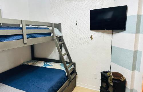 Beachside Get-A-Way - Walk to the Beach - 3 Bedroom 2 Bath - Foto 20