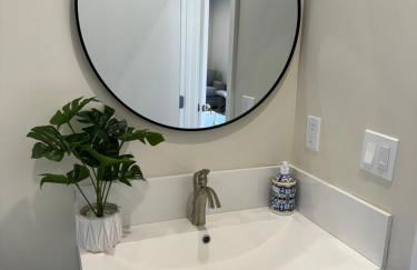 cozy & Elegant Torrance Apartment with balcony - Foto 9