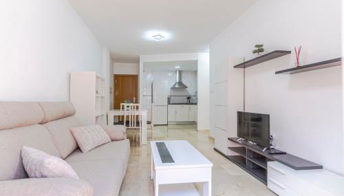 RentitSpain - Motril - Apto Falucho Varadero Relax, Mar y Comodidad - Foto 4