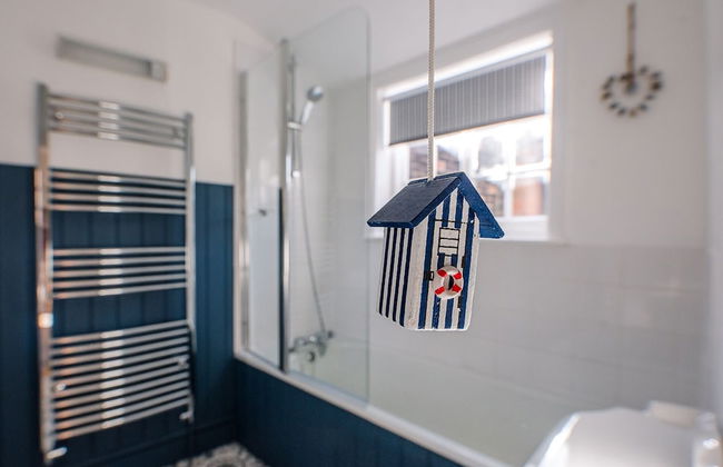 Bonheur, 16 Bartholomew Green, Southwold - Photo 25