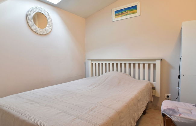 Holiday Home in Montclera With Sunny Garden, Playground Equipment and Private Pool - Foto 2