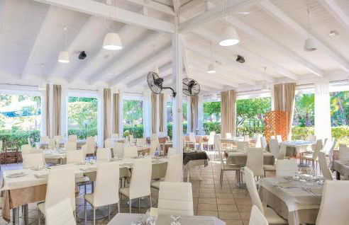 Two-Bedroom Holiday Home In Baia Domizia Saurunca - Foto 6