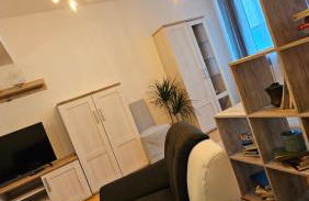 City Center Comfort - Cozy, Fully Equipped 3-Room Apartment Near Main Station - Foto 18