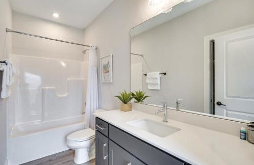 2 Mi to Duke and 3 Mi to Downtown Durham Townhome - Foto 10