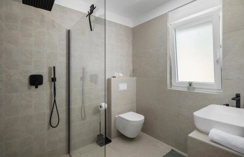 4 Bedroom Stunning Home In Nova Vas - Foto 25