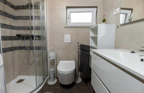 Two Stone Houses Iva - Foto 14