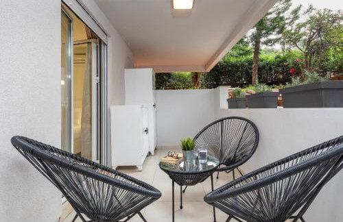 Mystique One Bedroom Apartment by BluPine - Photo 30