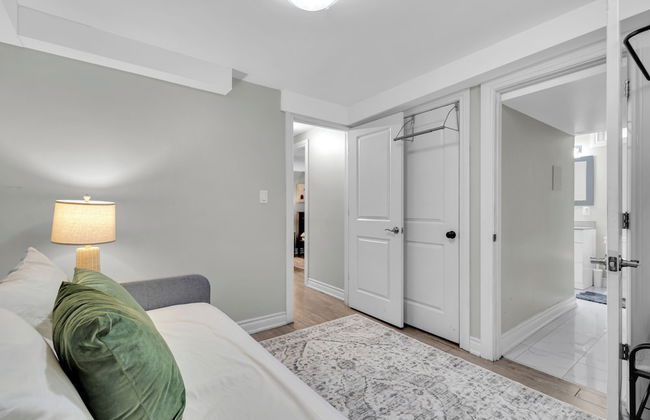 Mississauga Manor - Meadowvale - Foto 4