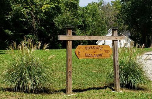 Riverside Hide-A-Way with Patio, BBQ, Fishing Pier - Foto 42
