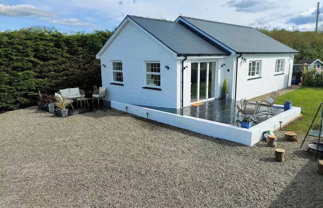 2-bed Coastal Cottage - Sleeps 4 - Pet Friendly - Foto 1