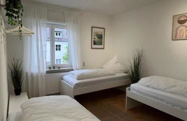 ZORO - 4 Zimmer- Küche - Balkon - Foto 10