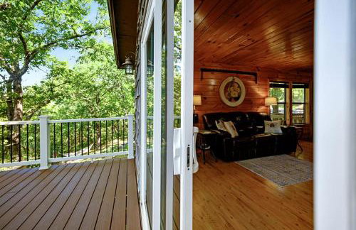 Wonderful Mountain Cabin Rental with a Fire Pit in Smithville, Oklahoma - Foto 7