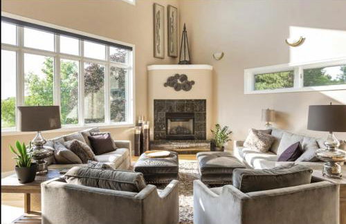 Cedar House Retreat - Photo 4