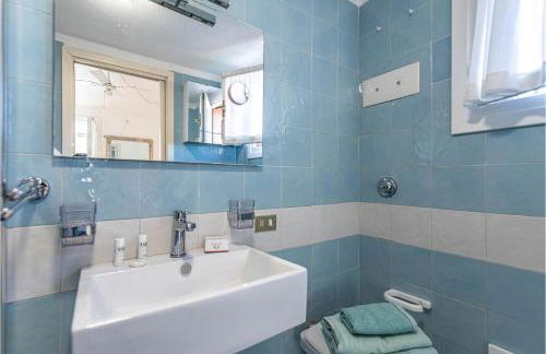 Tiffany With Shared Pool - Happy Rentals - Photo 9