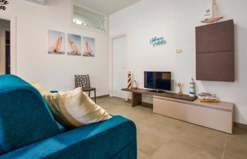 Beautiful Apartment In Balestrate - Photo 2