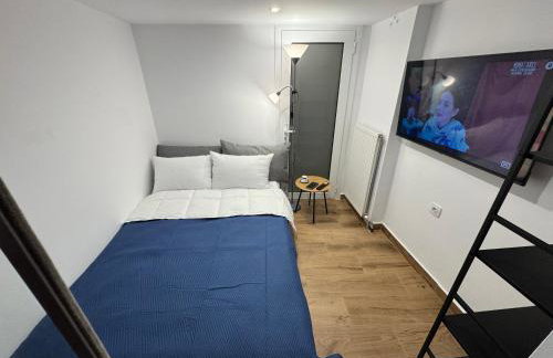 Modern Athens Suite - 160m from Metro - 3min Piraeus Port - 6 Guests - Foto 67