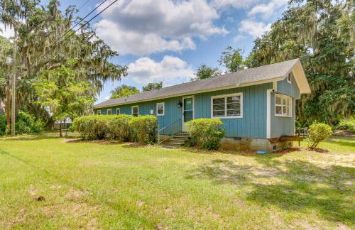 1 Mi to Sands Beach Walkable Island Home with Yard! - Photo 25