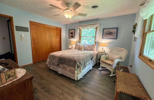 BBQ, WIFI, full kitchen, SmartTV, Firepit, Queen - Foto 17