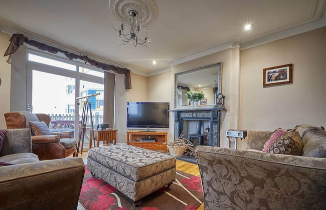 Host Stay The View Old Coastguard Cottage - Photo 4