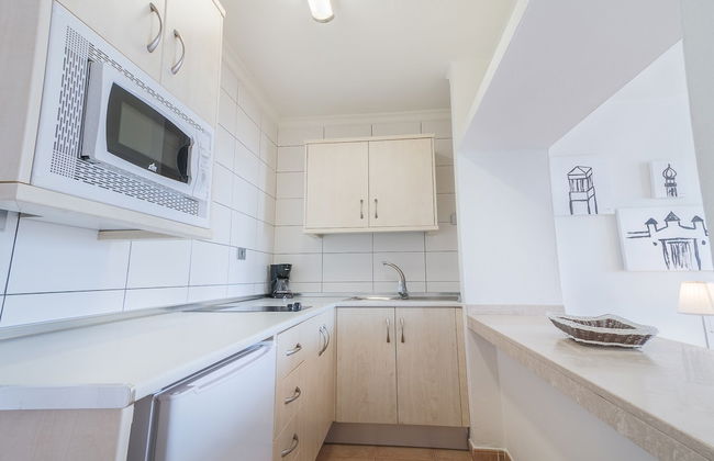 Apartamentos LIVVO Las Gaviotas - Photo 25