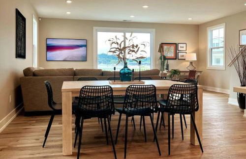 Hot Tub - Saugatuck - Douglas - Luxury Home Sleeps 8 - Foto 11