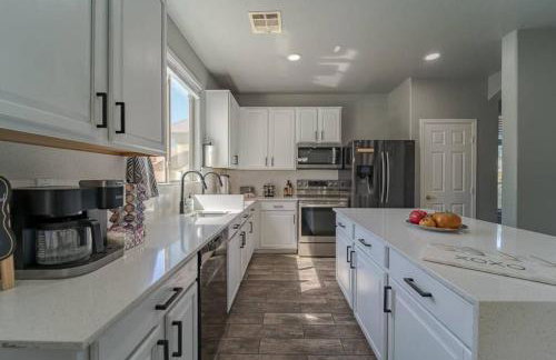 The Tranquil Retreat Heated Pool HotTub Sauna BBQ - Foto 38