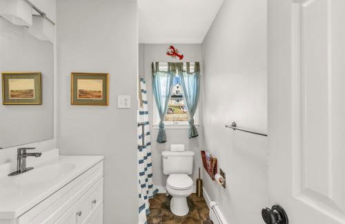 Spacious Oceanfront Home Stunning Sunset Views - Foto 22