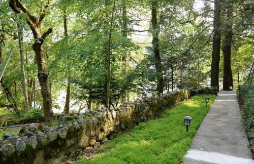 3 Acre Lake Paradise Swimming Pool & Jacuzzi HotTub! - Foto 4