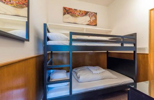 3 bed overlooking meadows park - Foto 51