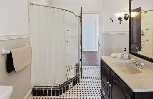 Grand Historic 8BR 6 5BA Mansion Waterfront Decks - Foto 40