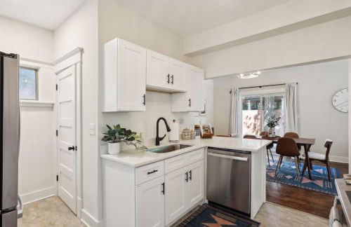 Urban Oasis by 5 Mins to Eat St, Downtown, & Convention Center - Foto 13