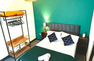 Your Home Away, Luxury House - Foto 18