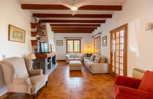 Villa Rosa, espaciosa casa con piscina - Foto 9