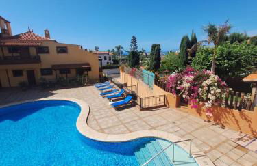 Beautiful Apartment Elite Palace in Jardines del Duque - Foto 1