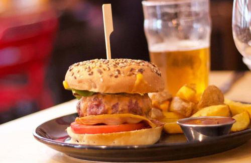 Wildflower Getaway HALF acre yard firepit hot tub bikes Dogs OK - Foto 40