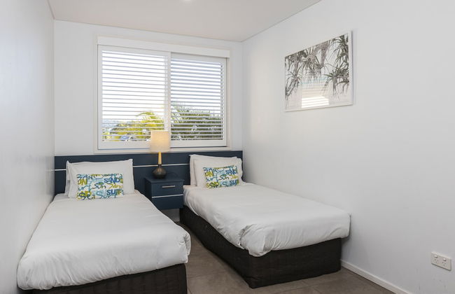 Bay Royal Apartments - Photo 14