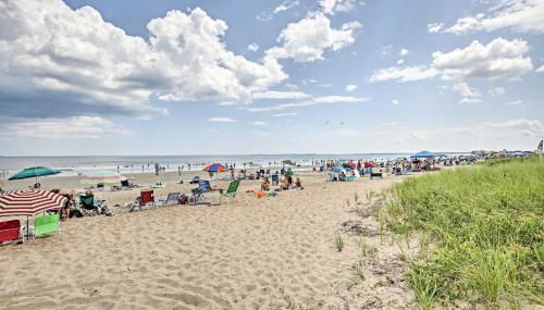 Old Orchard Beach Home with Patio Walk to Beach - Foto 2