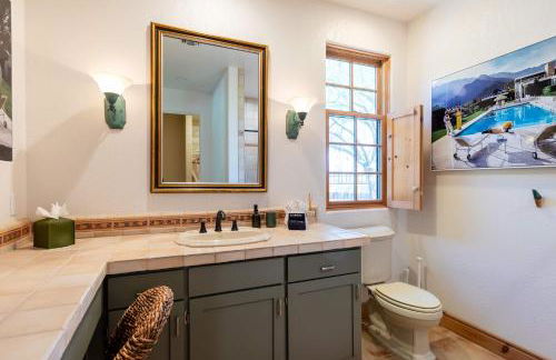 LUX - Historic Tennis Club Enclave - King Beds - Foto 26