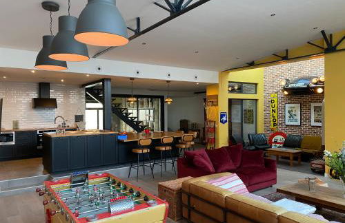 Loft Spa Reims-fr 250m2 privatifs, piscine intérieure chauffée, spa et parking - Foto 22