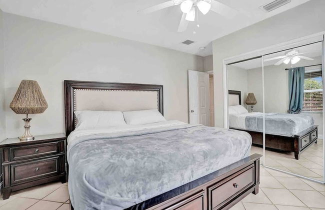 Palm Lined Oasis Walk To Beach Free Parking - Foto 27