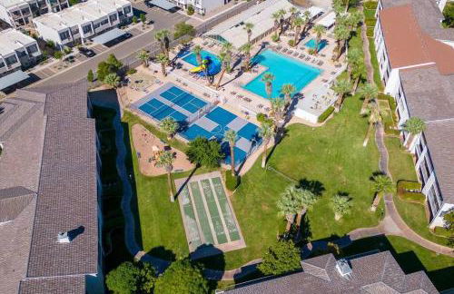 Perfect Family Escape - 3 Bed Condo with Pools - Photo 27