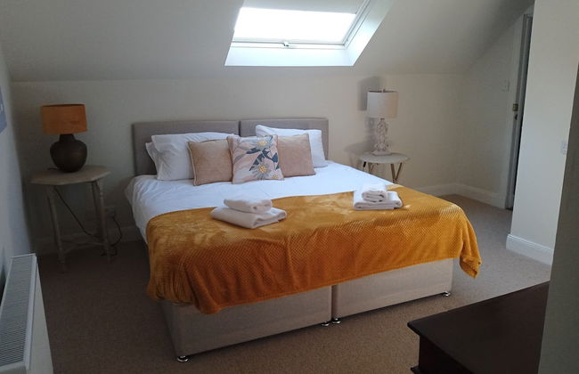 5 Bedrooms/sleeps 10-12/free Wifi & Parking/garden - Foto 7