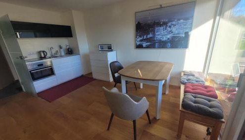 Apartment Lindenberg FEWO - Foto 5, stove, minibar