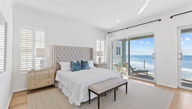 Gulf Front Luxurious Home With Private Pool And Beach Access 6 Bedroom Home by RedAwning - Foto 5, Habitación