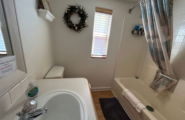 Ocean Front Cabin 11 w Jacuzzi Superb Views - Foto 49