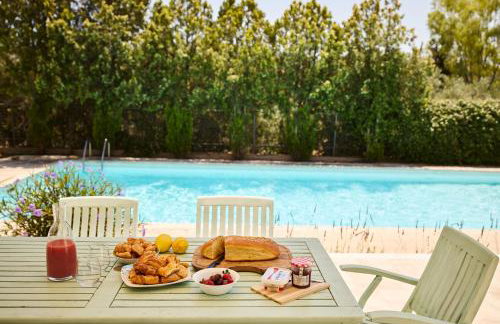 Olive Retreat - Photo 27