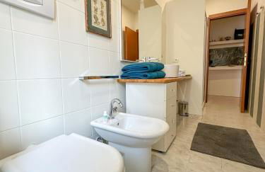 Ampio e luminoso appartamento Arona Galleria - Foto 11