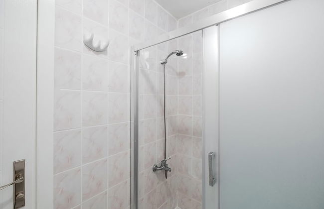 Villa With Terrace Right by the Sea in Urla - Photo 14