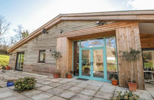 Springfield Farm - Photo 1